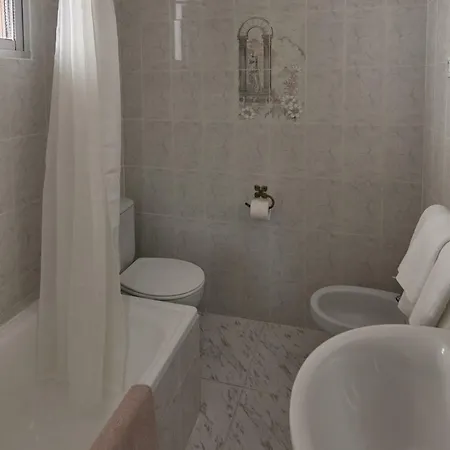 格拉旅馆 * 马尔韦利亚