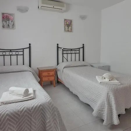 Guerra Hostal *