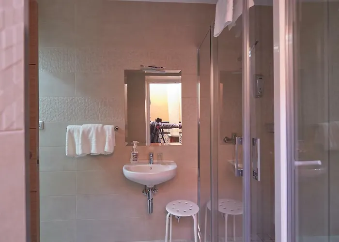 Guerra * 马尔韦利亚