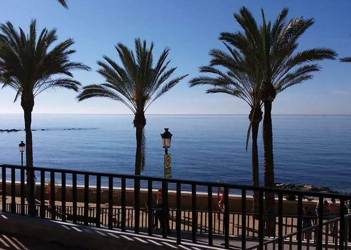 Guerra Хостел Марбелья